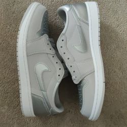 Air Jordan Retro 1 Low "Og Low Metallic Silver" Size 13/11.5/11/10.5/8 Men