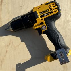 Slightly Used DeWalt 20V MAX 1/2 in. Brushed Cordless Drill/Driver (Tool Only)