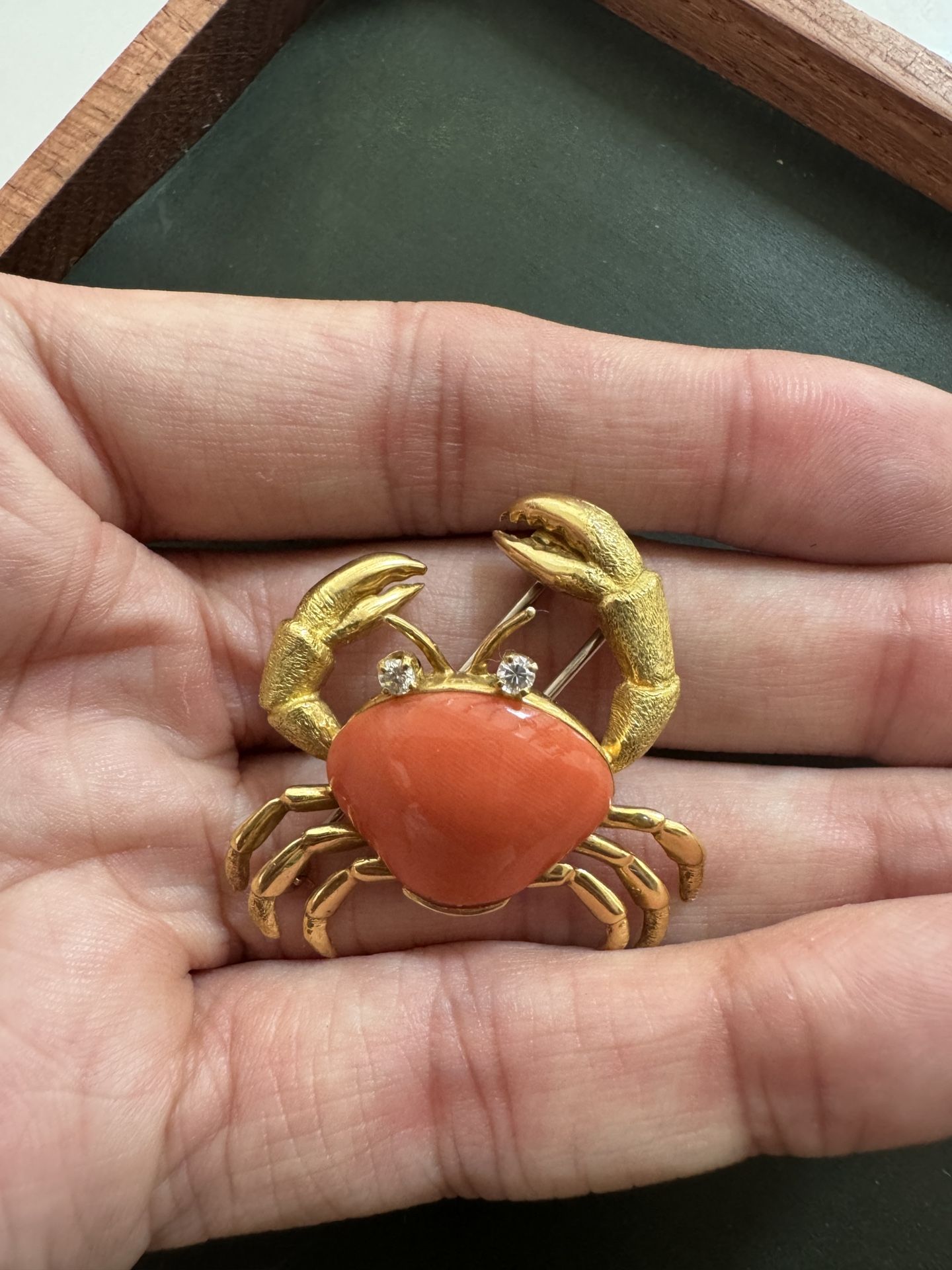 Vintage Coral and Diamond Crab Brooch – 18K Yellow Gold – Exquisite Nautical Fine Jewelry