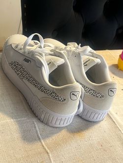 Pumas 8 for woman