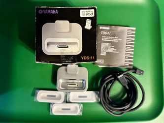 Yamaha YDS-11 iPod Dock for RXV HTR Receivers...Excellent condition