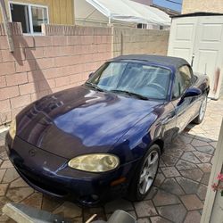 2003 Mazda Miata Part Out 