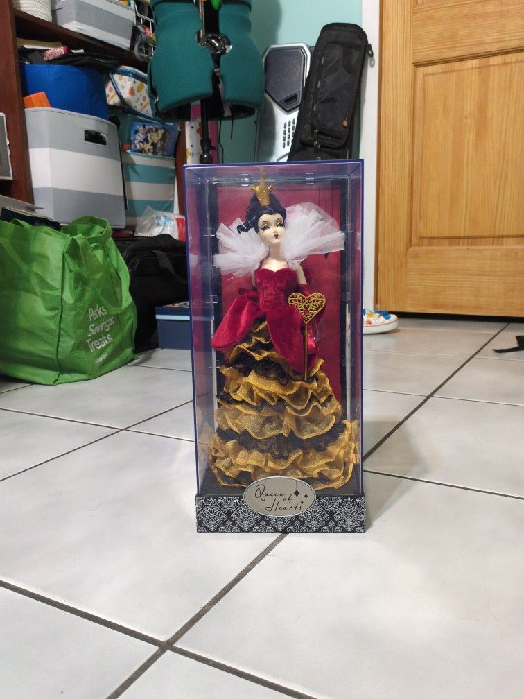 Disney Villains Designer Collection Queen of Hearts doll in its original packaging.