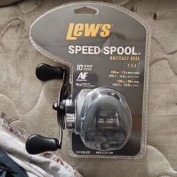 Lew's Fishing Reel $70