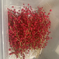 50 Stems Of Faux Berries