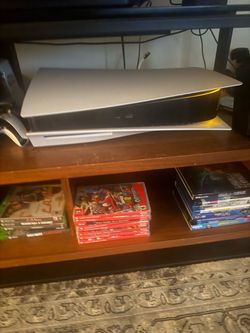Sony PlayStation 5 Console (Disc Edition)
