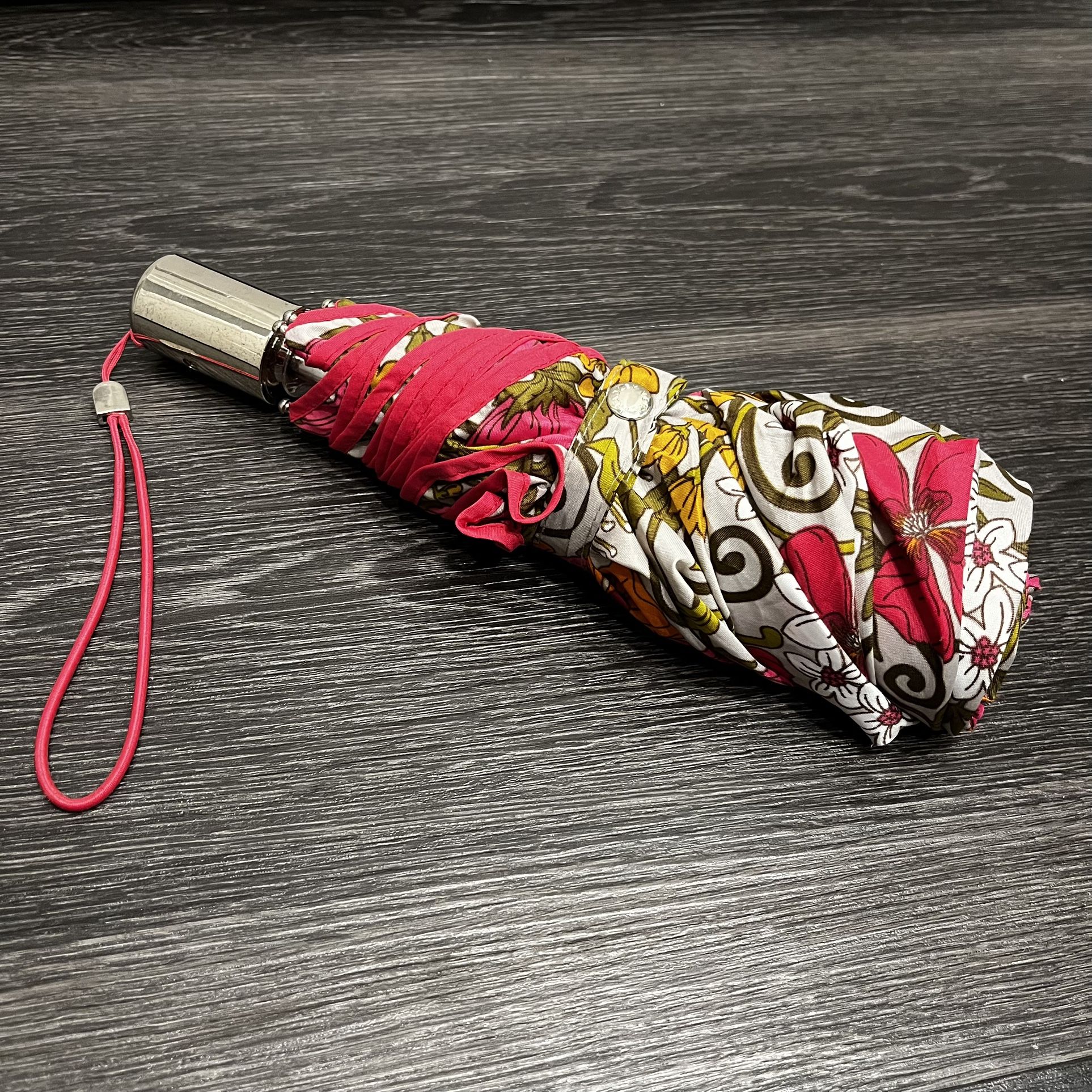 Vera Bradley Tea Garden automatic umbrella