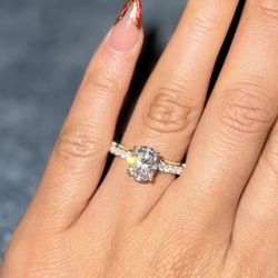 Moissanite Ring 