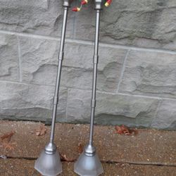 2 Hanging Lights