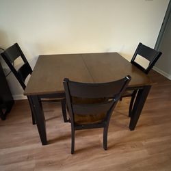Dining room extension table with 4 chairs
