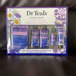 Mr. Teal’s 5 Piece Bath Sleep Set. Brand New!