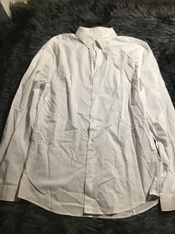 LONG SLEEVE SHIRT SIZE MEDIUM