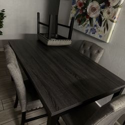 Dining Table W/ 4 Chairs