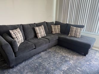 Sectional couch