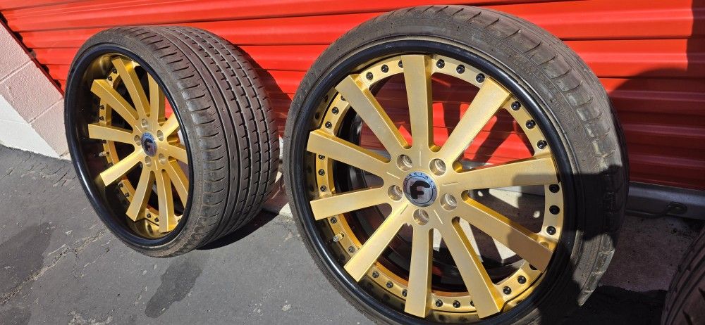 20 Inch Staggered Forgiato 5x120