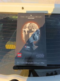 LEGO Star Wars The Mandalorian Helmet Set 75328