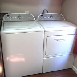 New Washer Dryer Set - Electric