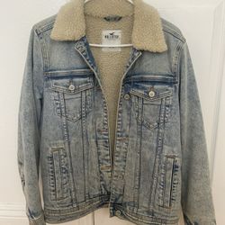 Hollister Faux Shearling Lined Denim Trucker Jacket 