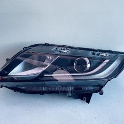 2018-2020 HONDA ODYSSEY LEFT DRIVER SIDE HEADLIGHT HALOGEN  WITH LED TYC 