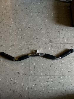 Lat Pull-down Curved