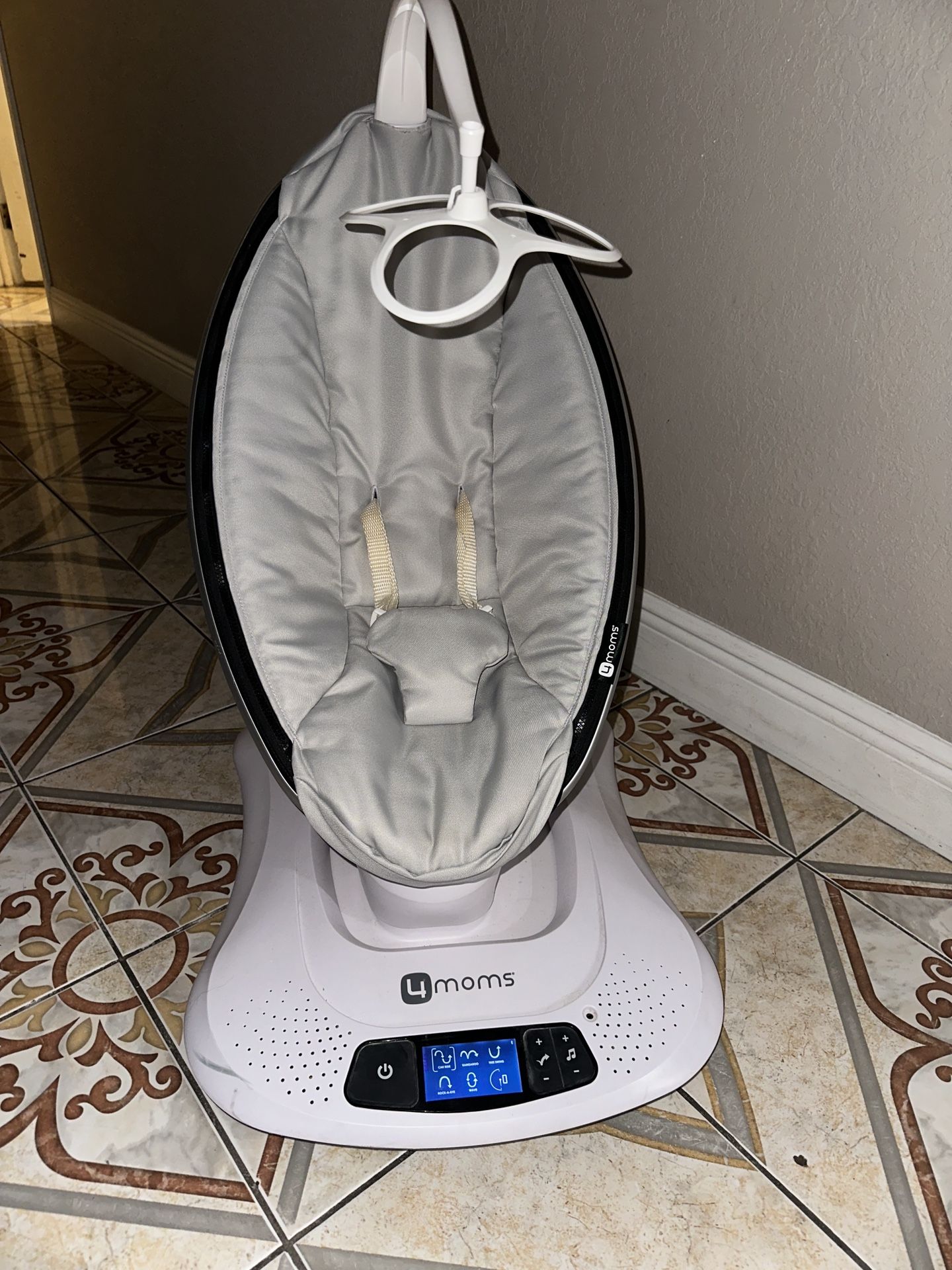 4Moms MamaRoo Baby Swing