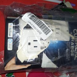 Geeni - Current Plus Charge 2-Outlet/2-USB Smart Outlet - White