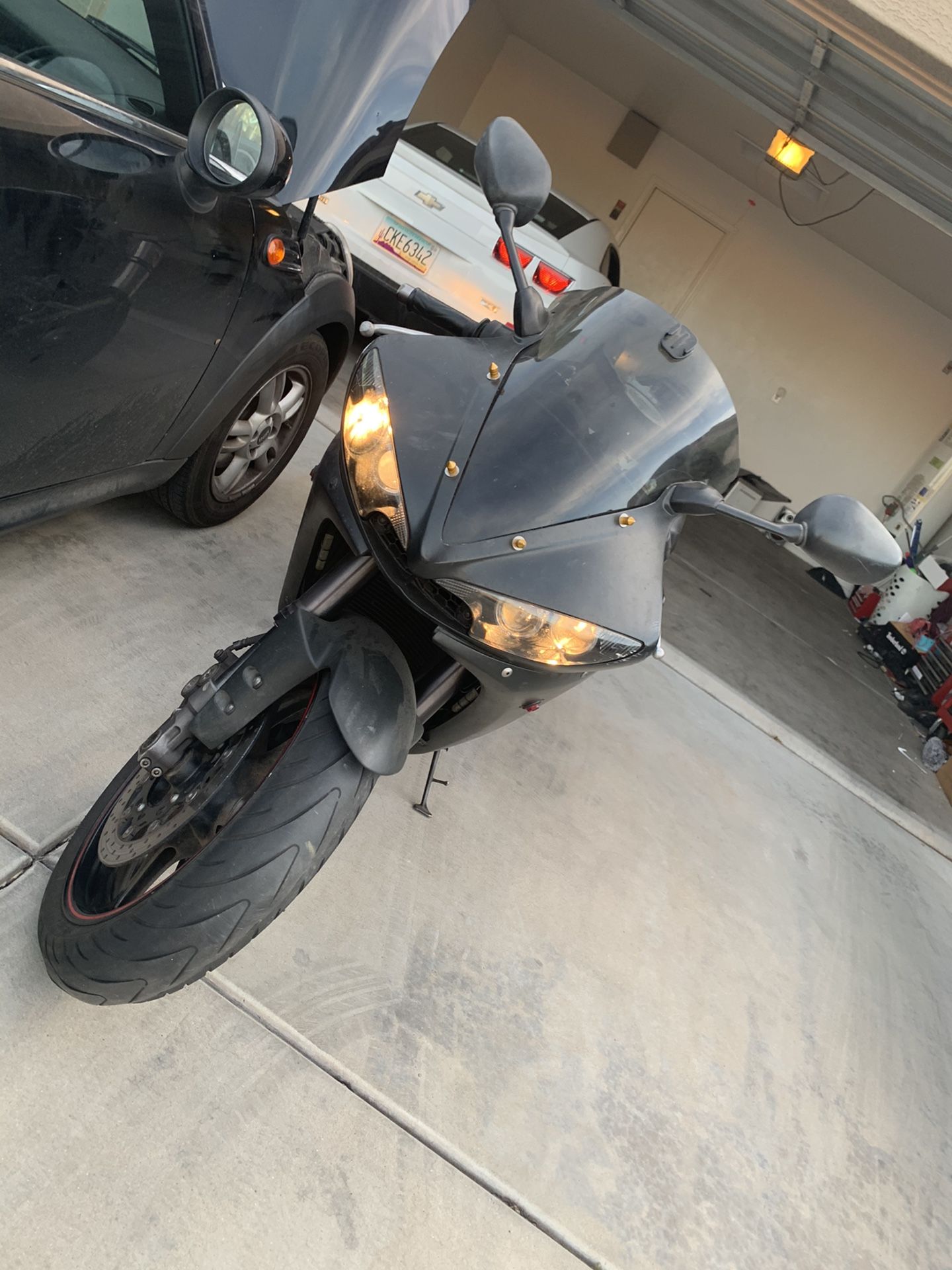 2005 yamaha YZF R6 clean title 48k miles comes with brand new tires for ...