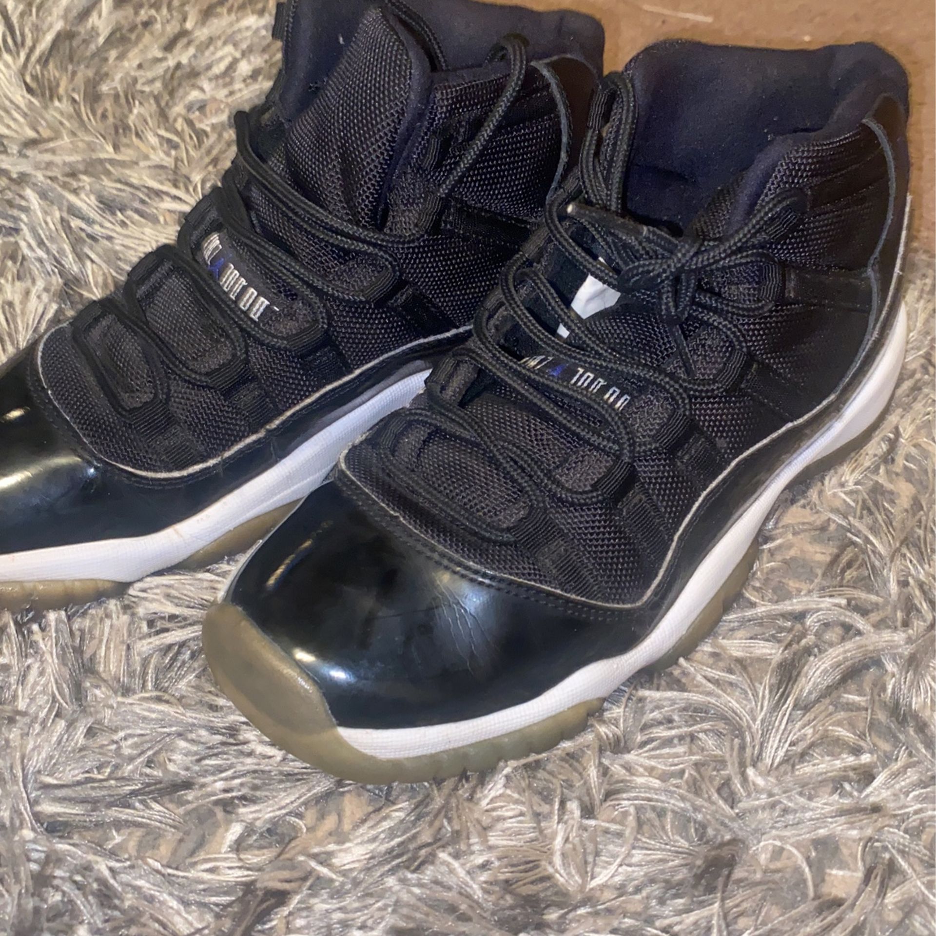 Space Jams Size 5.5y