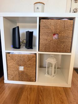 White 4-Cube Storage Shelf Unit