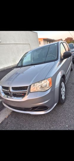 SE VENDE 2014 DODGE GRAND CARAVAN