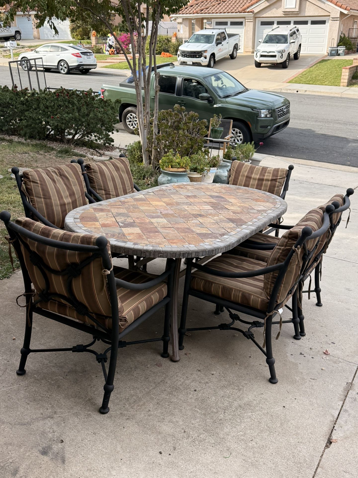 Outdoor patio dining set