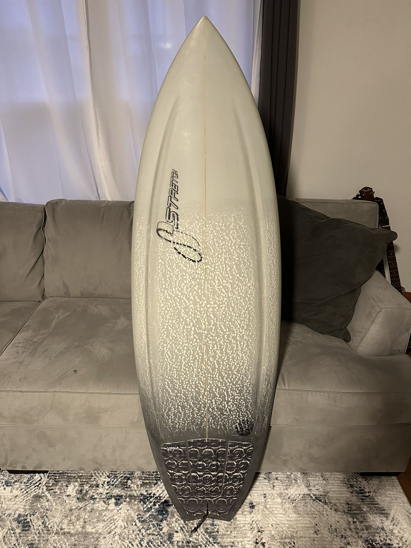 Brand New Stretch Surfboard 5’6