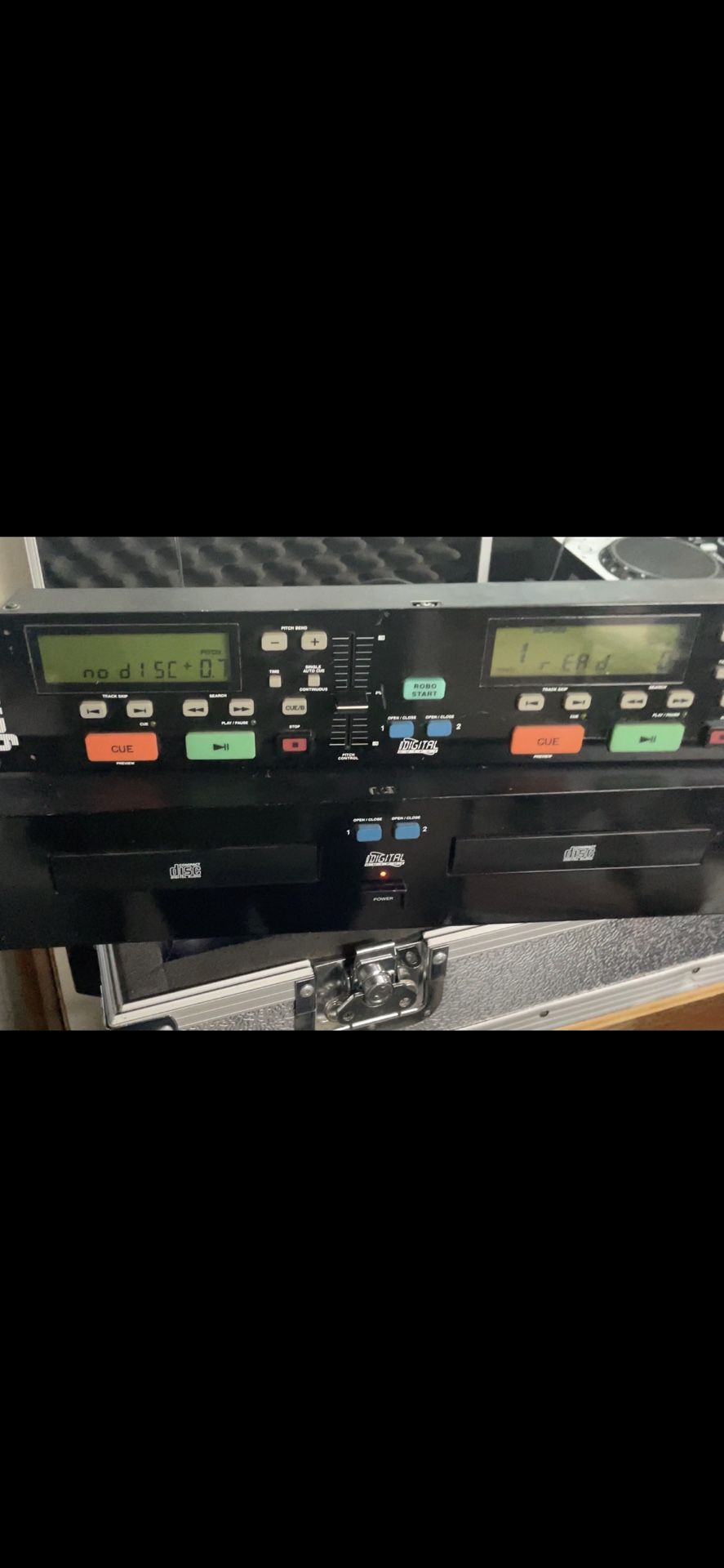 CD 210 professional dual CD player