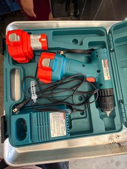 Makita 6222D