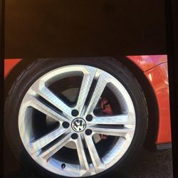 VW Mallory 18 inch wheels