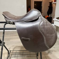 English Saddle 17inch