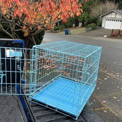 Small Dog Puppy Rabbit Kennel Crate Collapsible like New 24” L by 17”W 19”