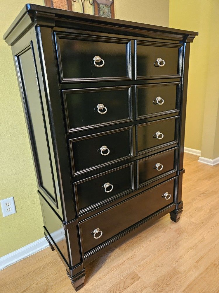 Clean and Nice Black 5 Drawer  Chest /Tall Dresser.