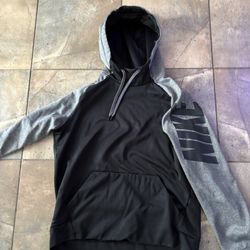 Men’s Medium Nike Hoodie