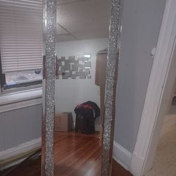 Crush Diamonds Standing Mirror 