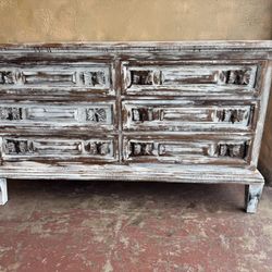 Elegant Rustic Style Dresser/ Sideboard 