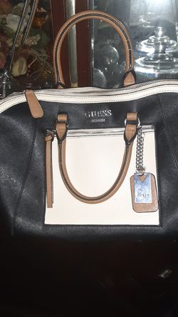 Cartera GUESS