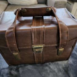 Antique Cannon AE-1.  Camera