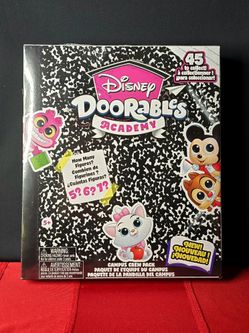 🎡Disney Doorables NEW Academy Campus Crew Figure Pack, Collectible Figures, Styles May Vary(Sealed)