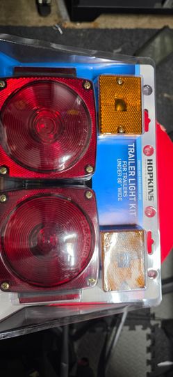Trailer lights wiring kit. New. Fits upto 80 in wide trailer
