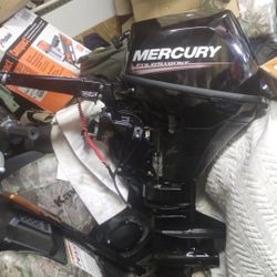 Mercury 9.9 Outboard Motor