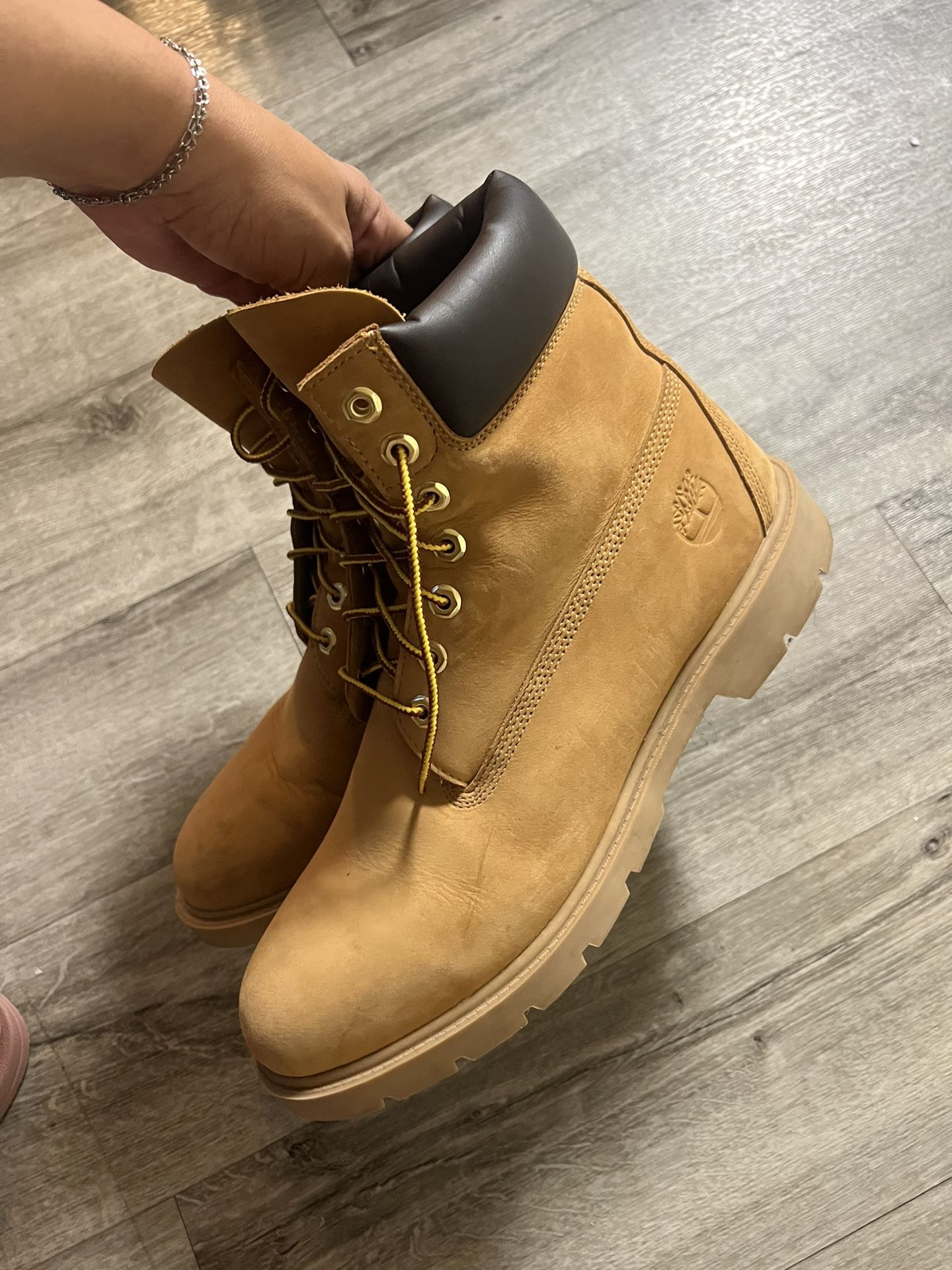 Men’s Size 11 Timberlands