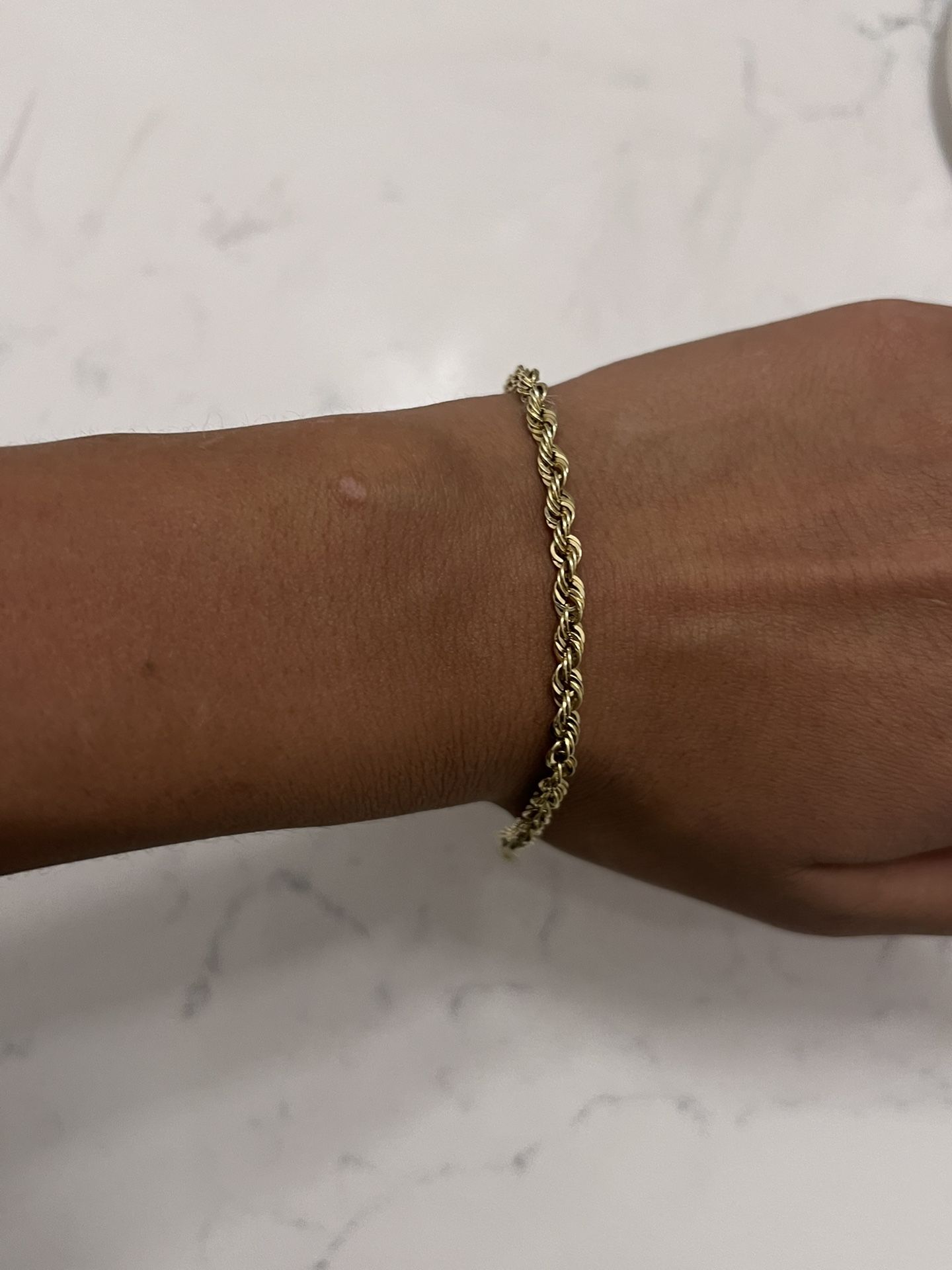 10k Gold Bracelet 6.5inches