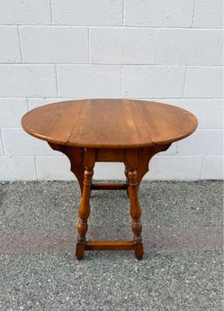 Vintage Maple Drop Leaf Side Table⚡️