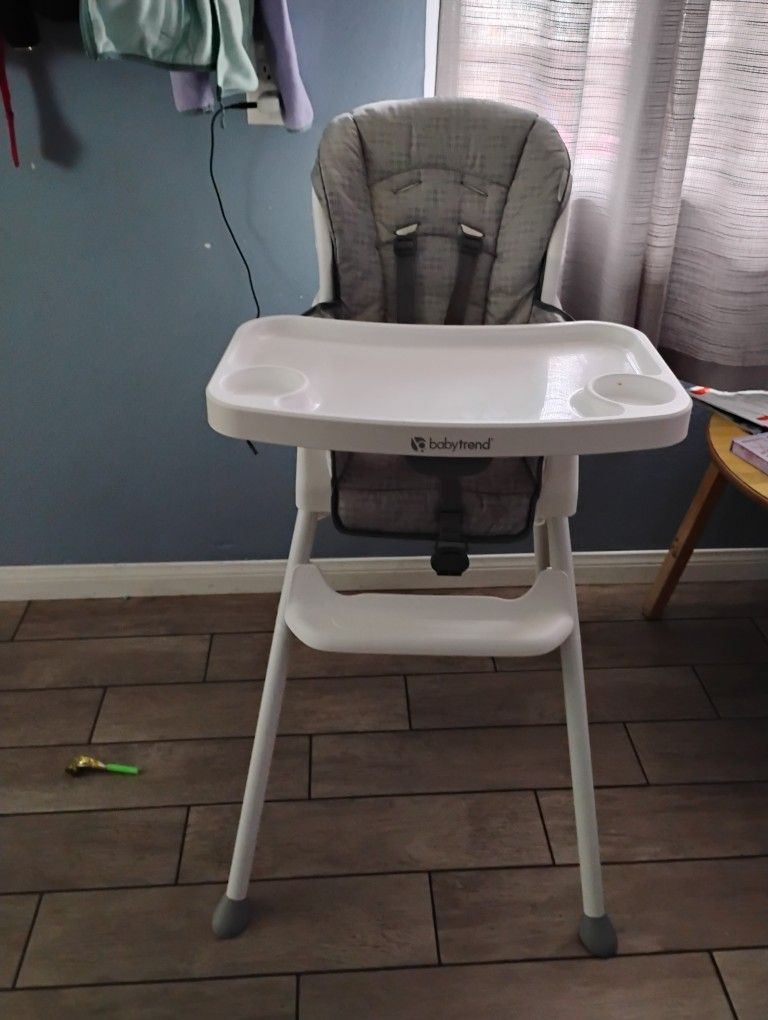 Baby Trend High Chair 
